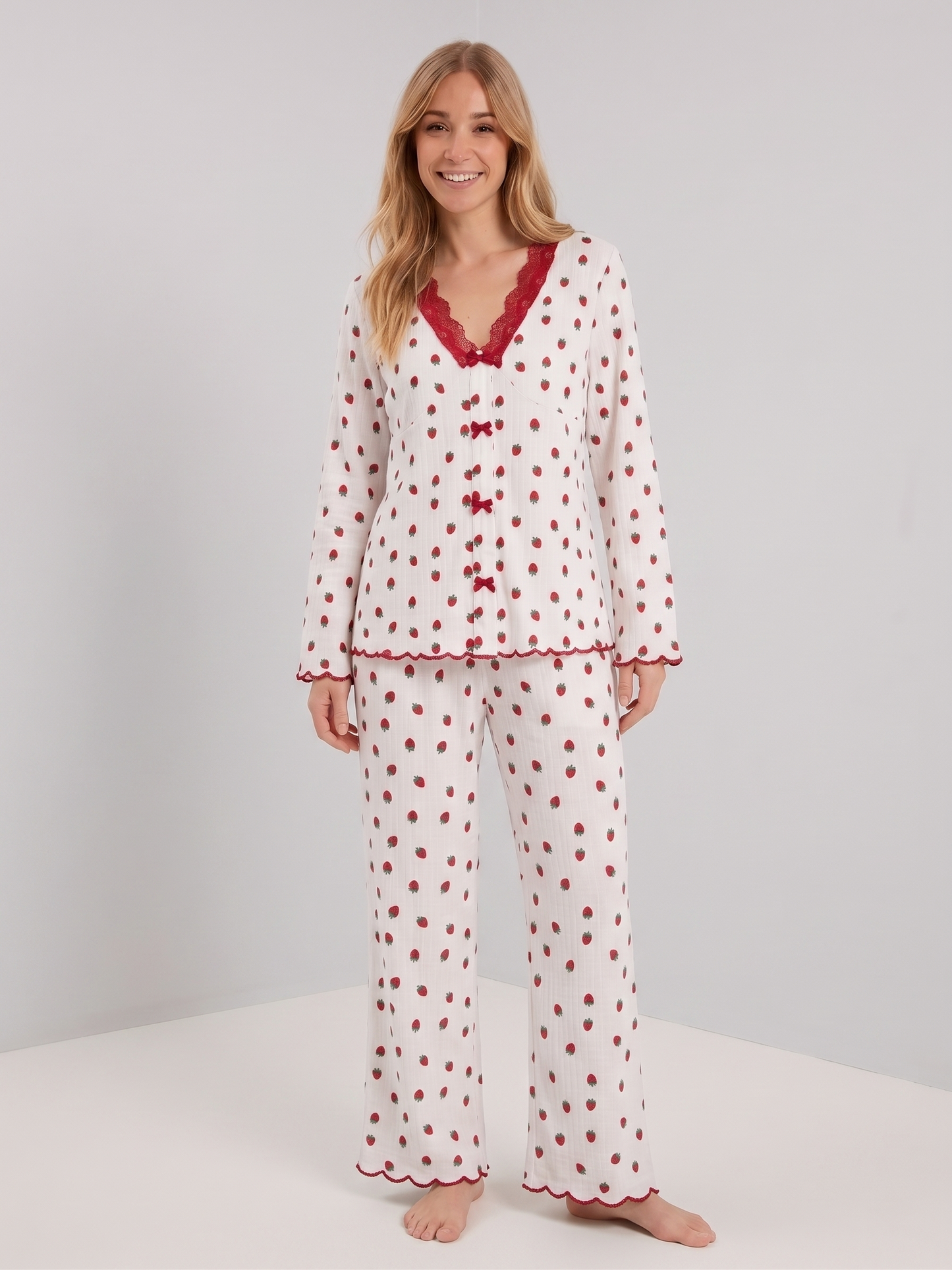 Pyjama fraises et dentelle