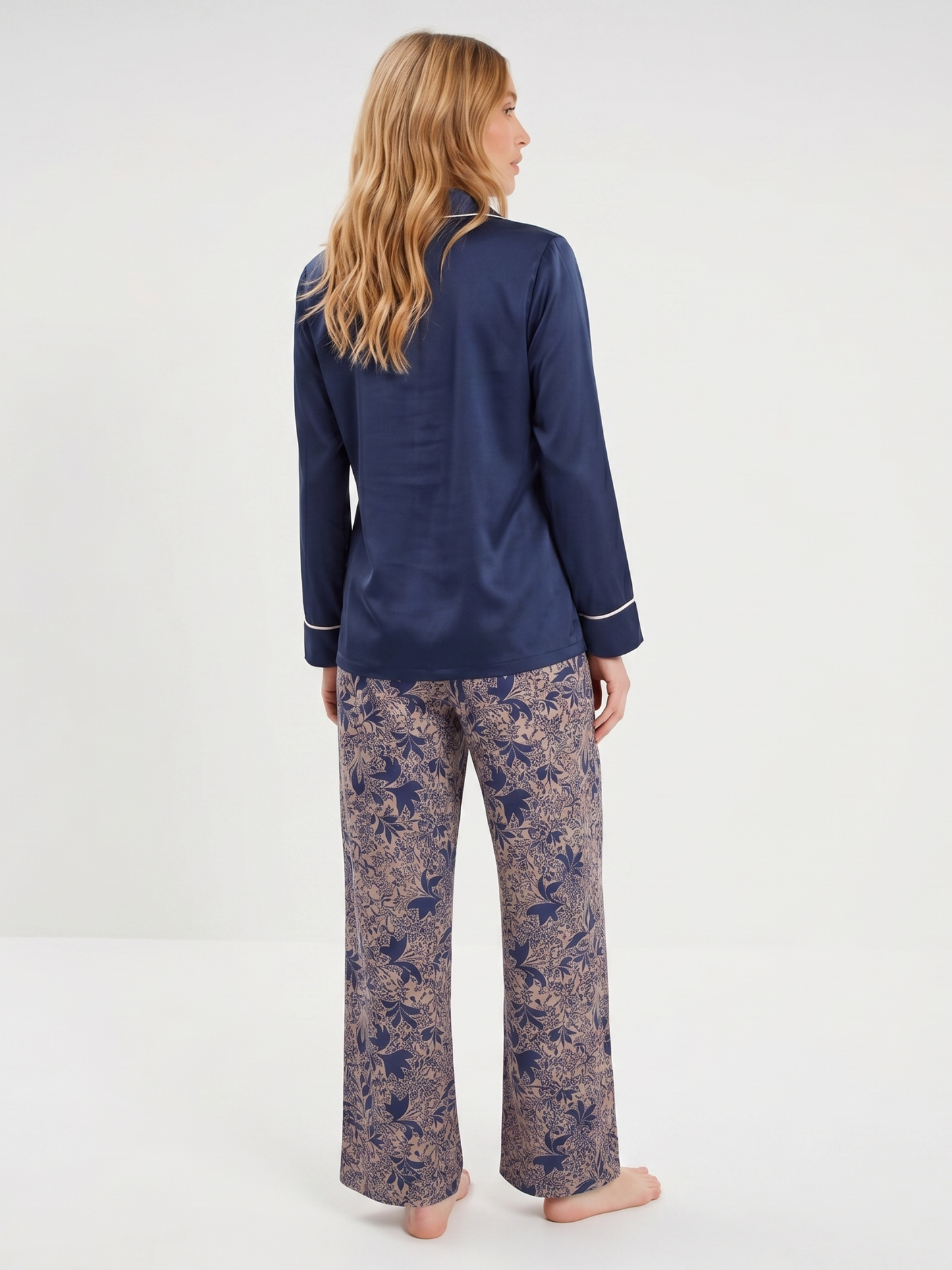 Pyjama marine à motifs cachemire